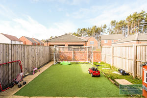 Photo 19- click for photo gallery